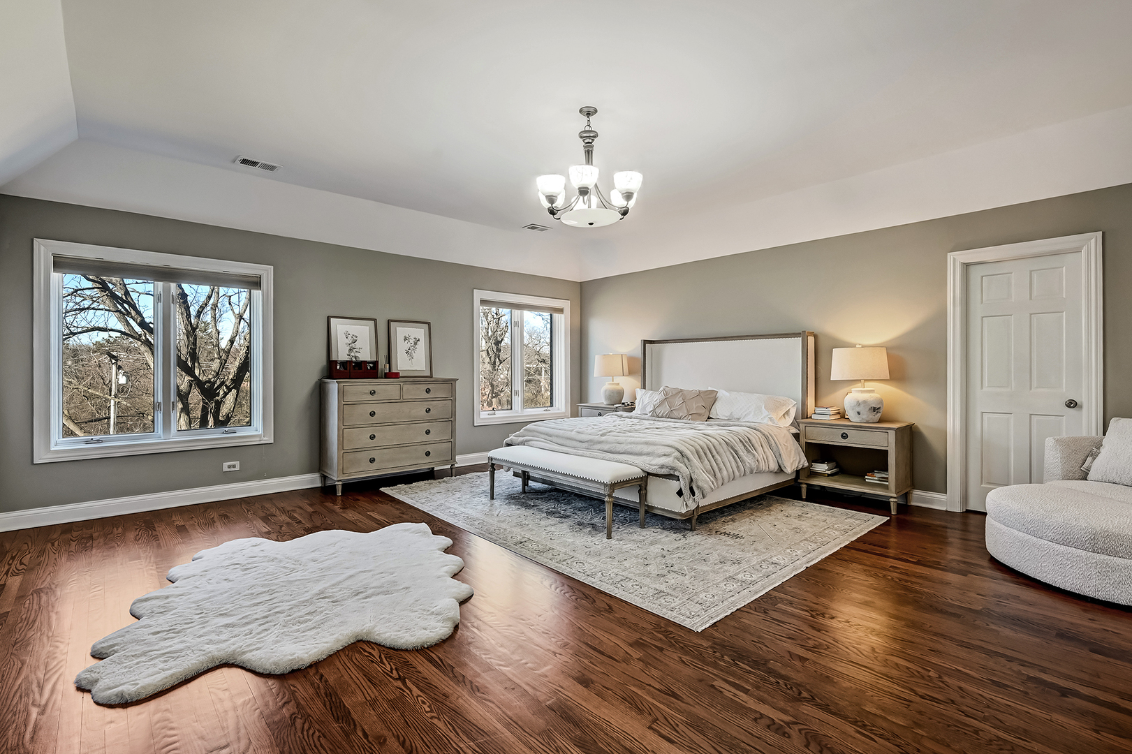 Burr Ridge, IL 60527