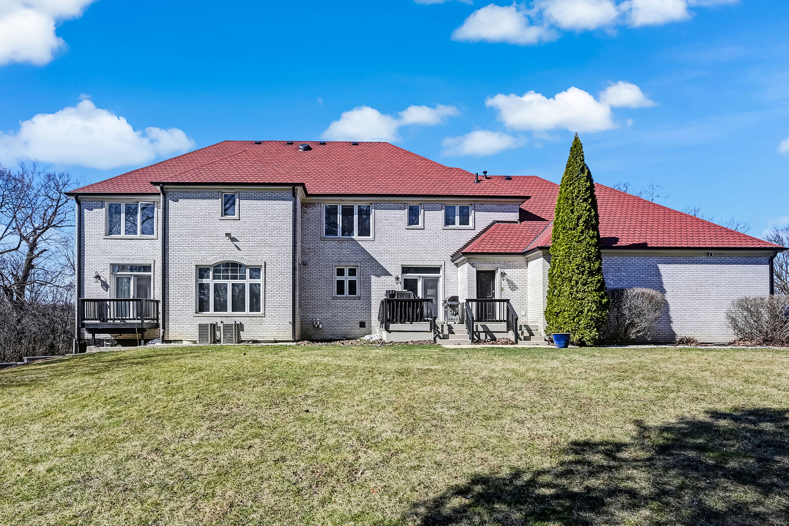 Burr Ridge, IL 60527