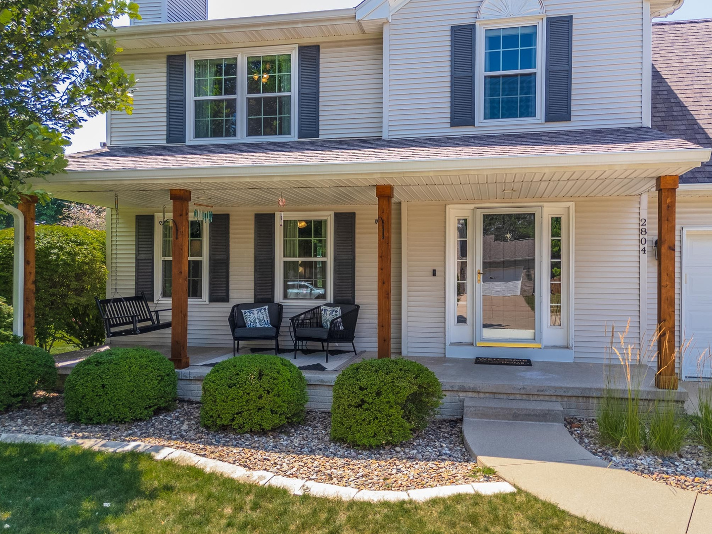 2804 Longmeadow Lane, Bloomington, IL 61704