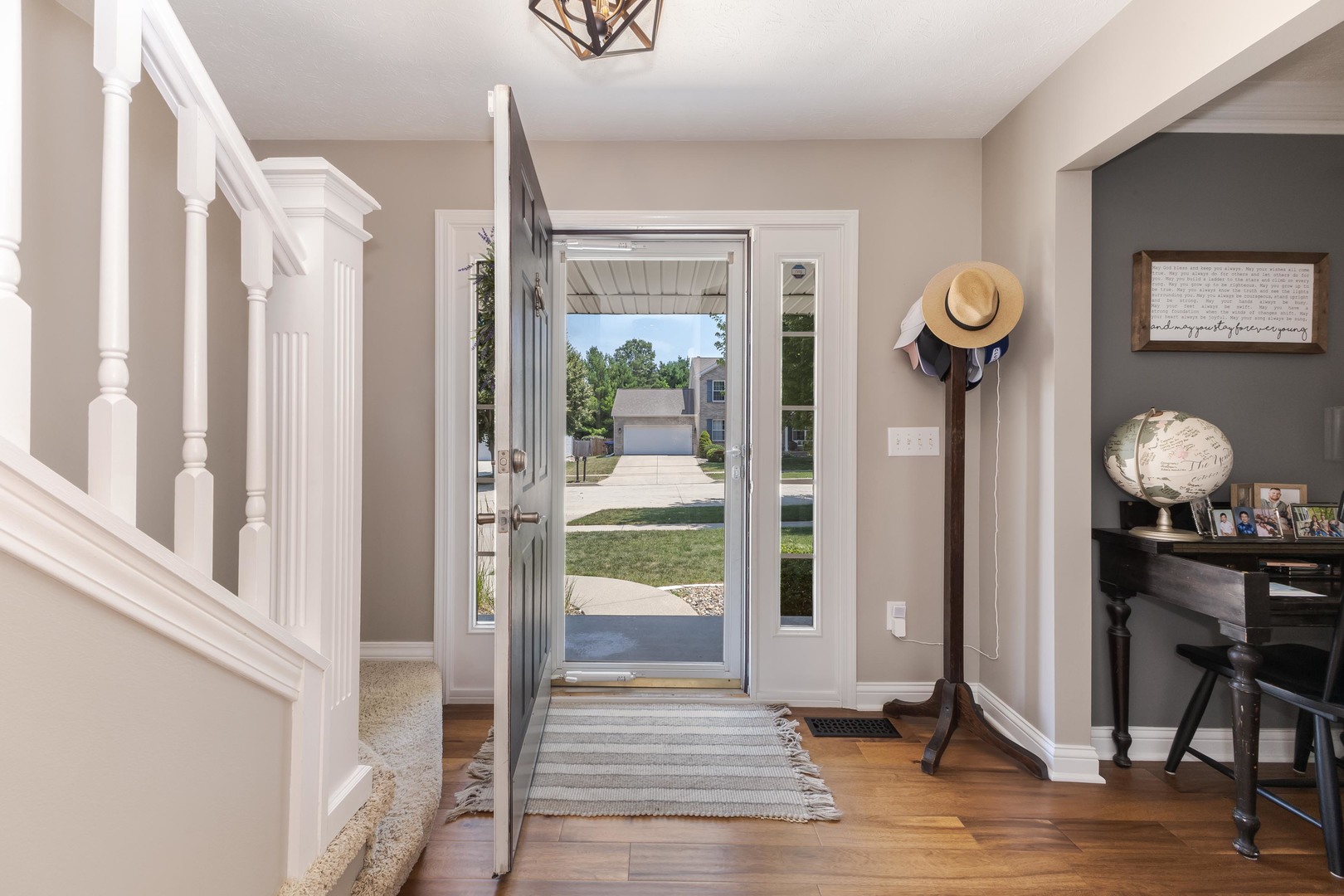 2804 Longmeadow Lane, Bloomington, IL 61704