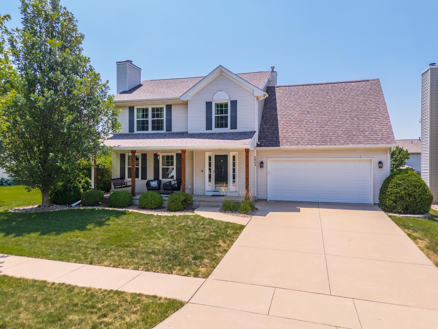 2804 Longmeadow Lane, Bloomington, IL 61704