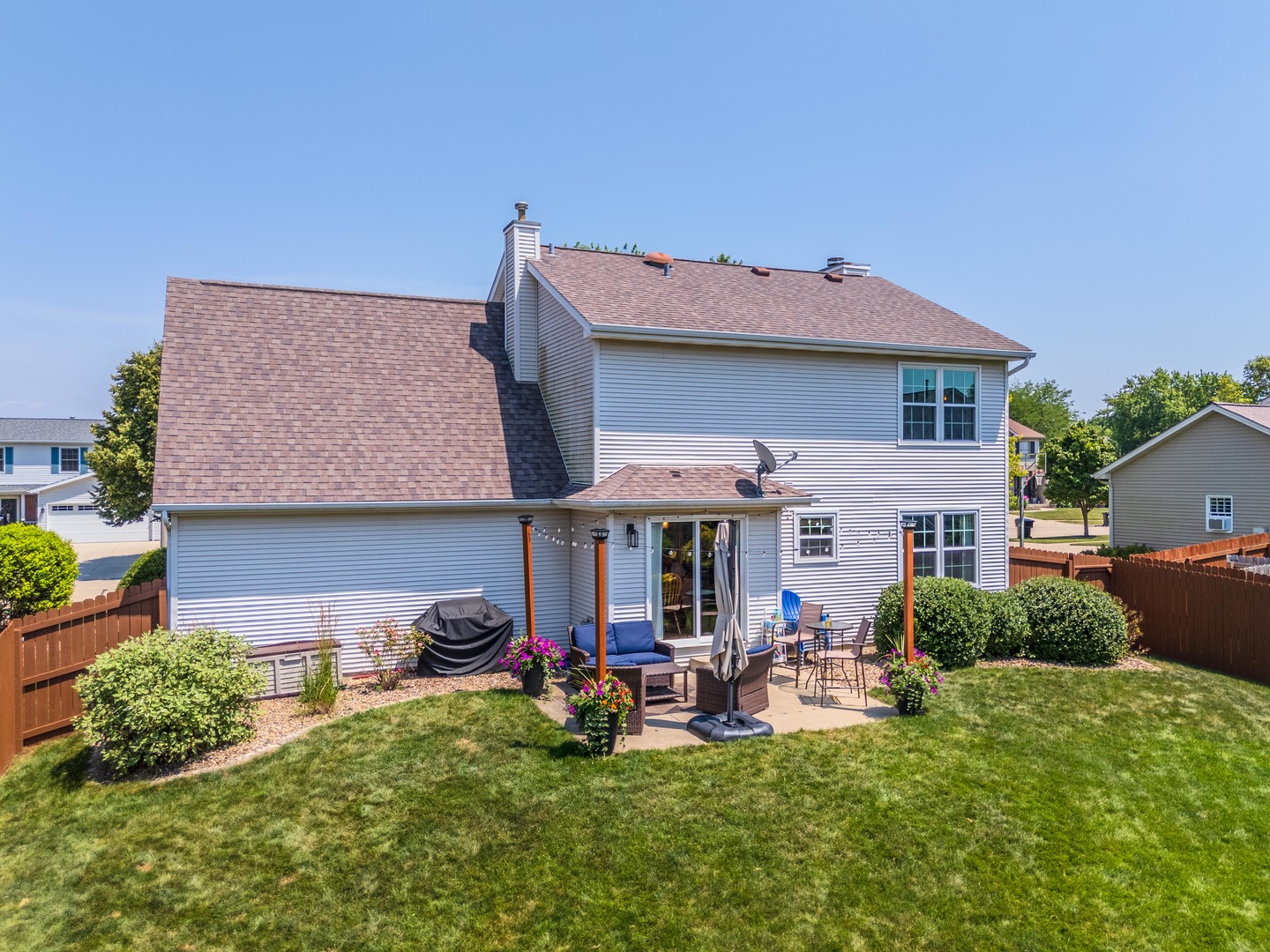 2804 Longmeadow Lane, Bloomington, IL 61704