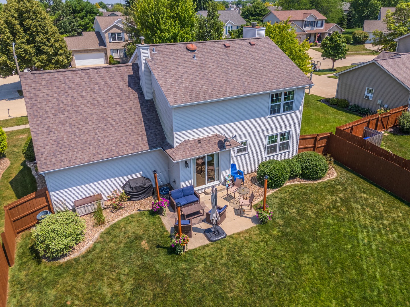 2804 Longmeadow Lane, Bloomington, IL 61704