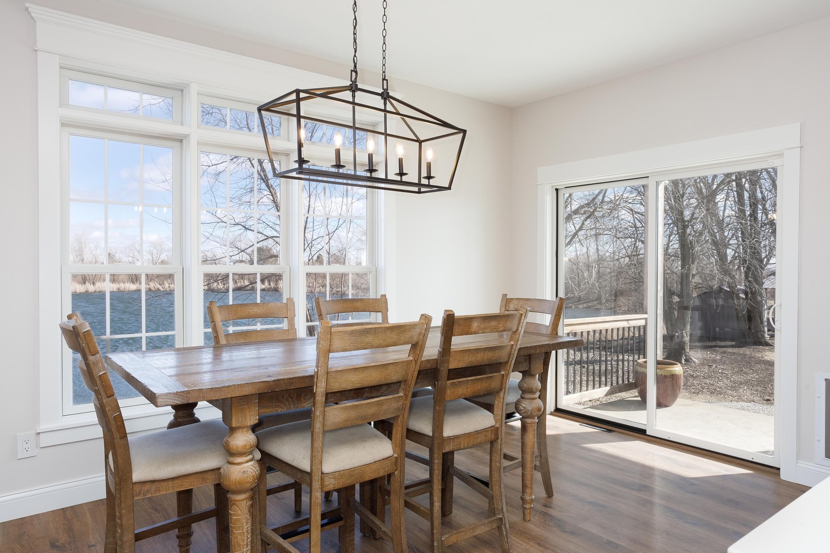 1651 N 2800 East Road, Leroy, IL 61752