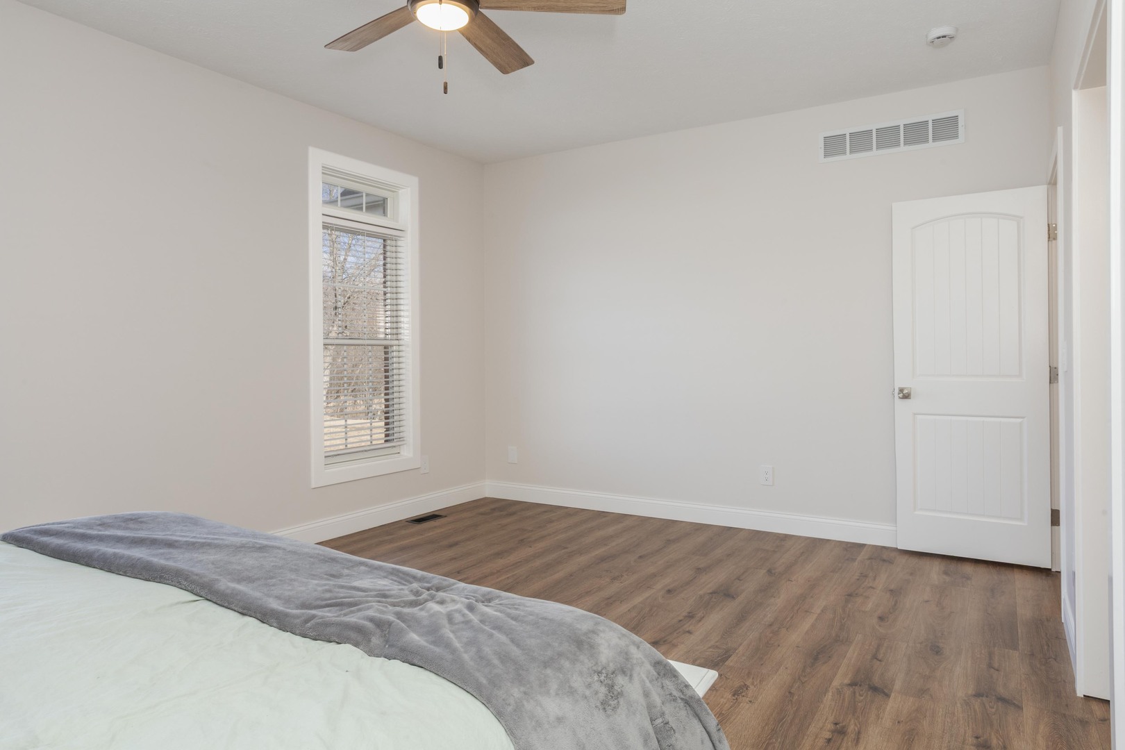 1651 N 2800 East Road, Leroy, IL 61752