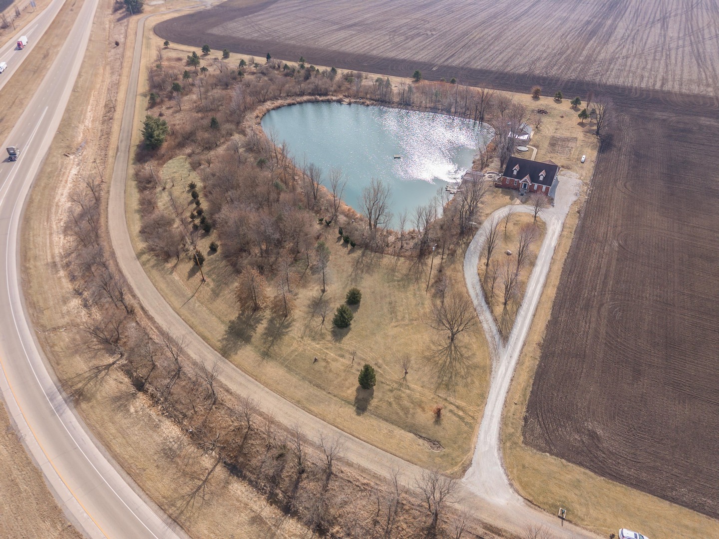 1651 N 2800 East Road, Leroy, IL 61752