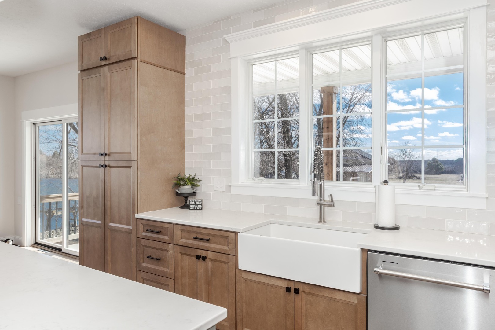 1651 N 2800 East Road, Leroy, IL 61752