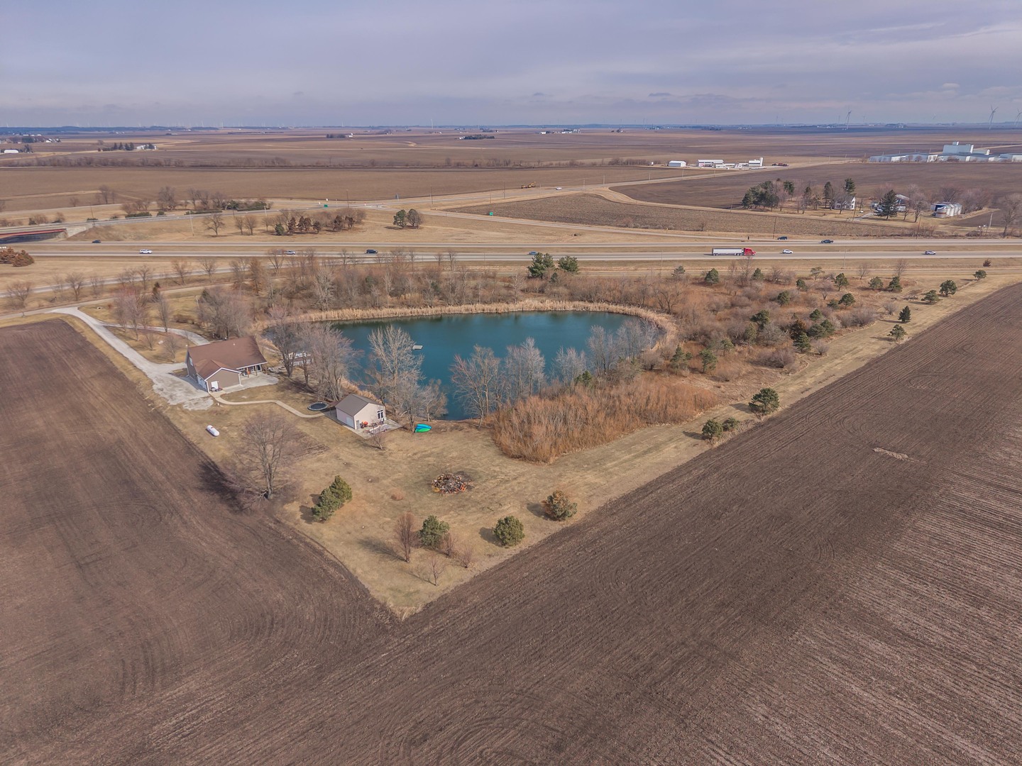 1651 N 2800 East Road, Leroy, IL 61752