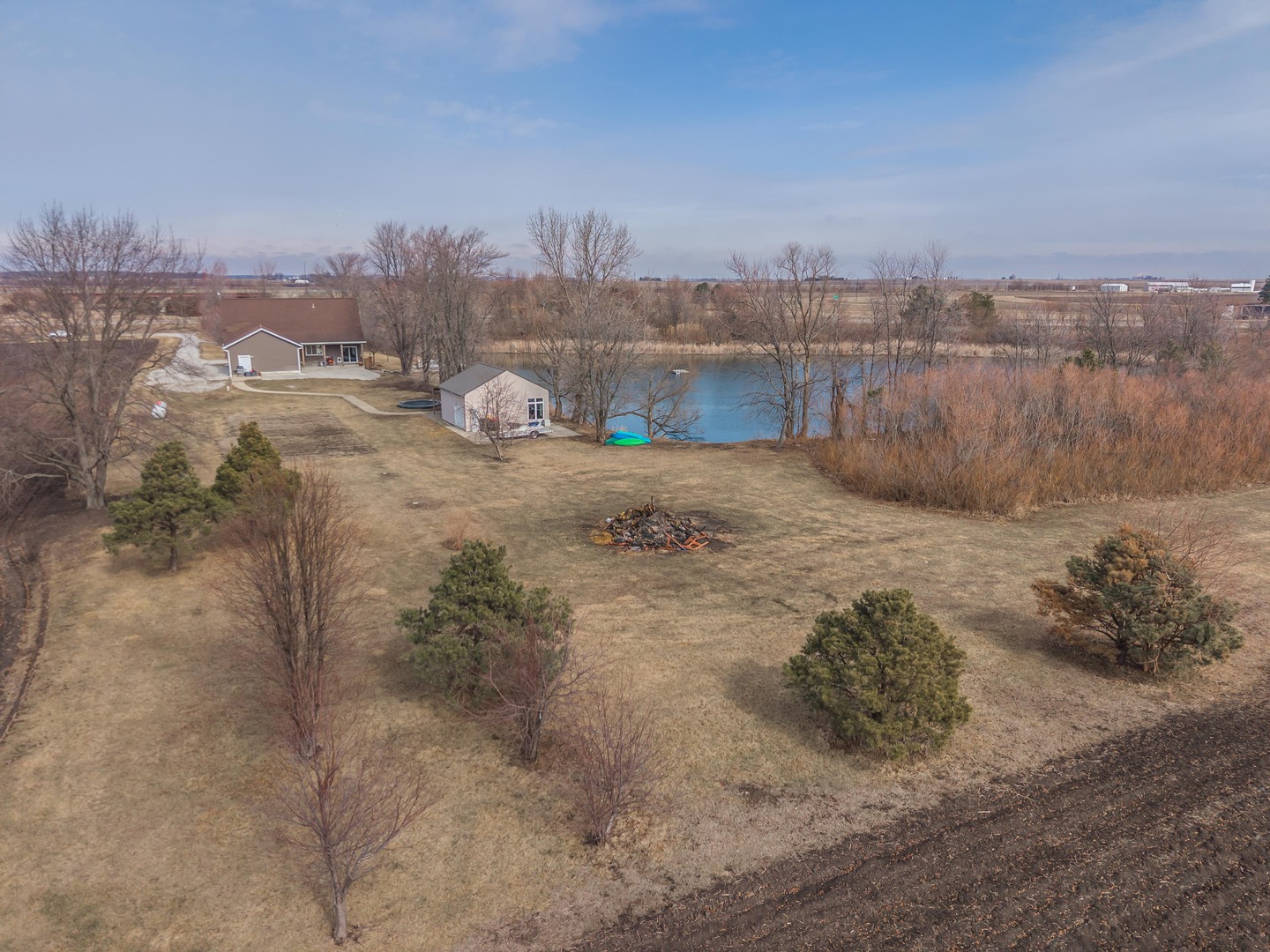 1651 N 2800 East Road, Leroy, IL 61752
