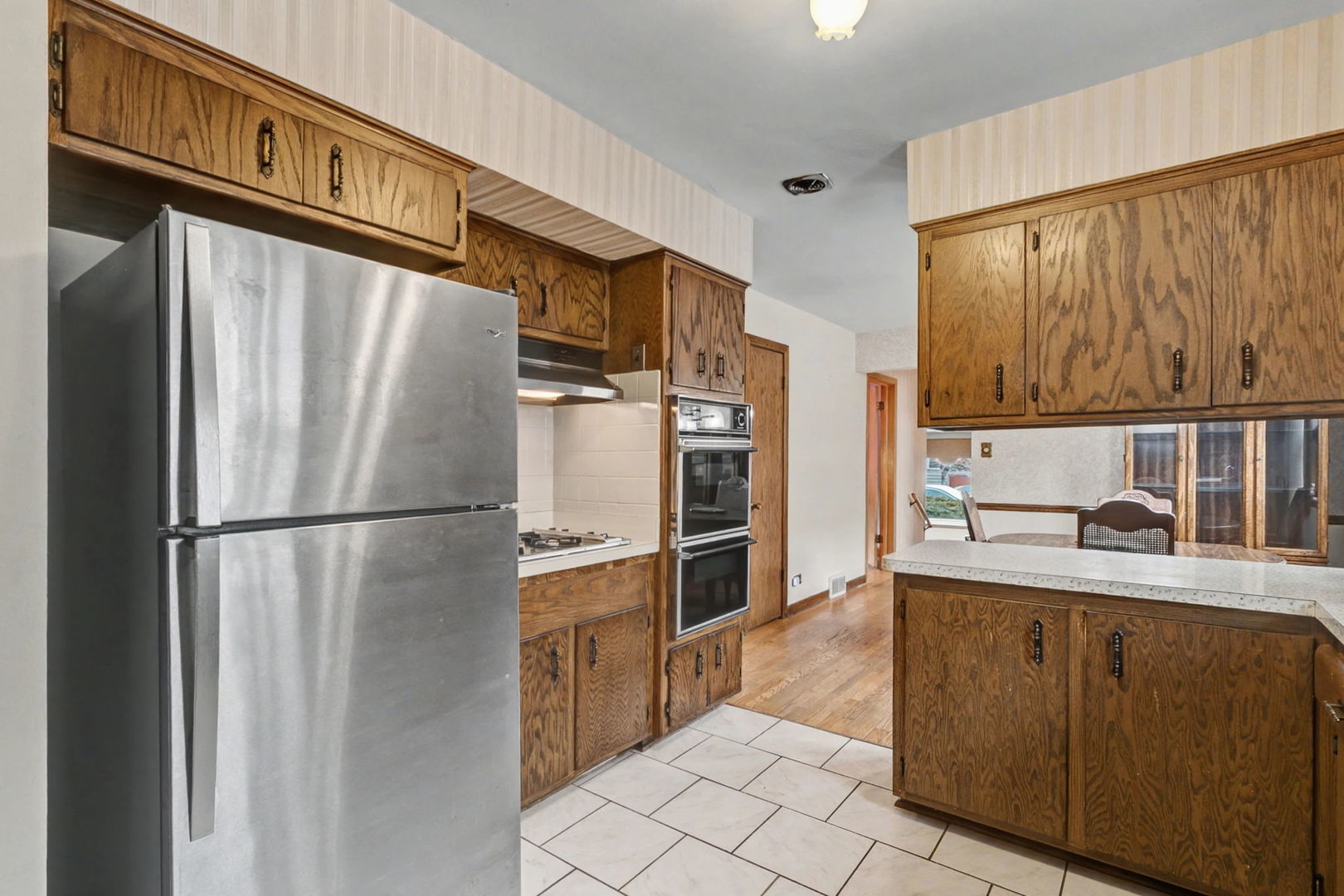 8411 S Kostner Avenue, Chicago, IL 60652