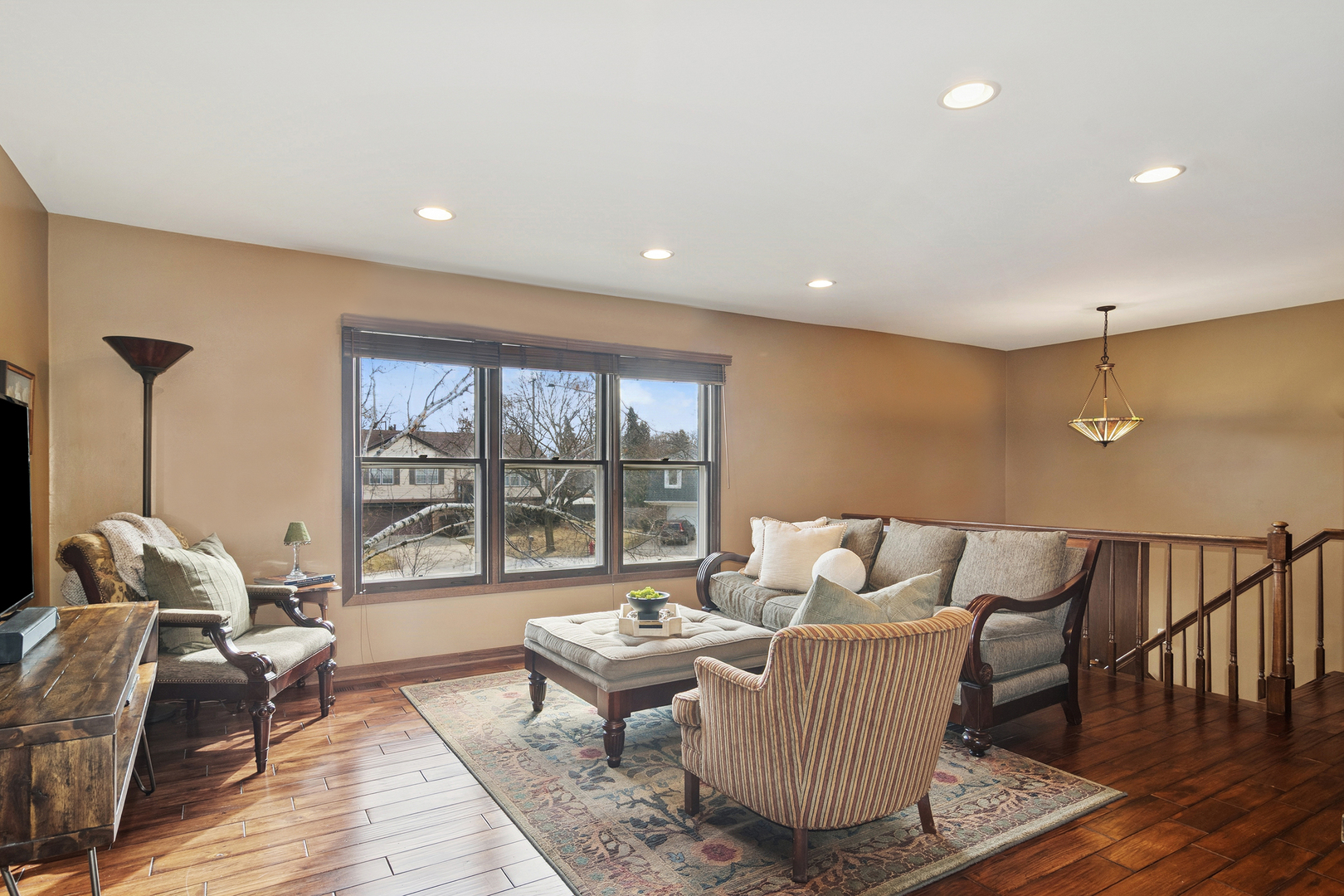 15 Newtown Court, Buffalo Grove, IL 60089