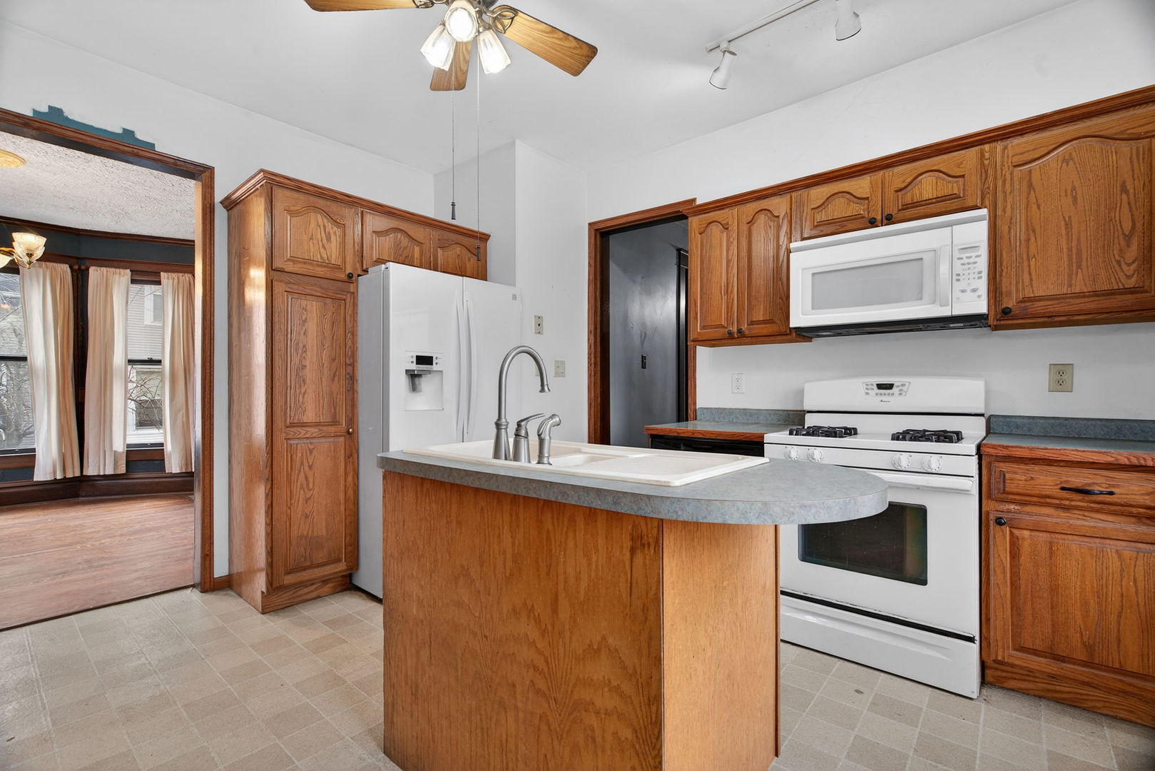 212 N Pine Street, Momence, IL 60954