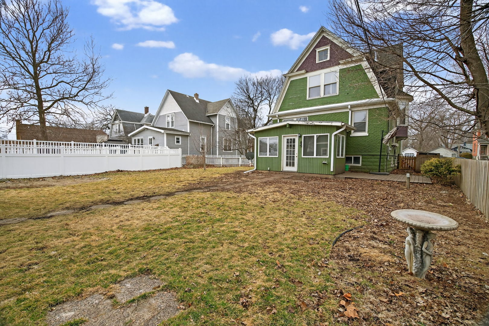 212 N Pine Street, Momence, IL 60954