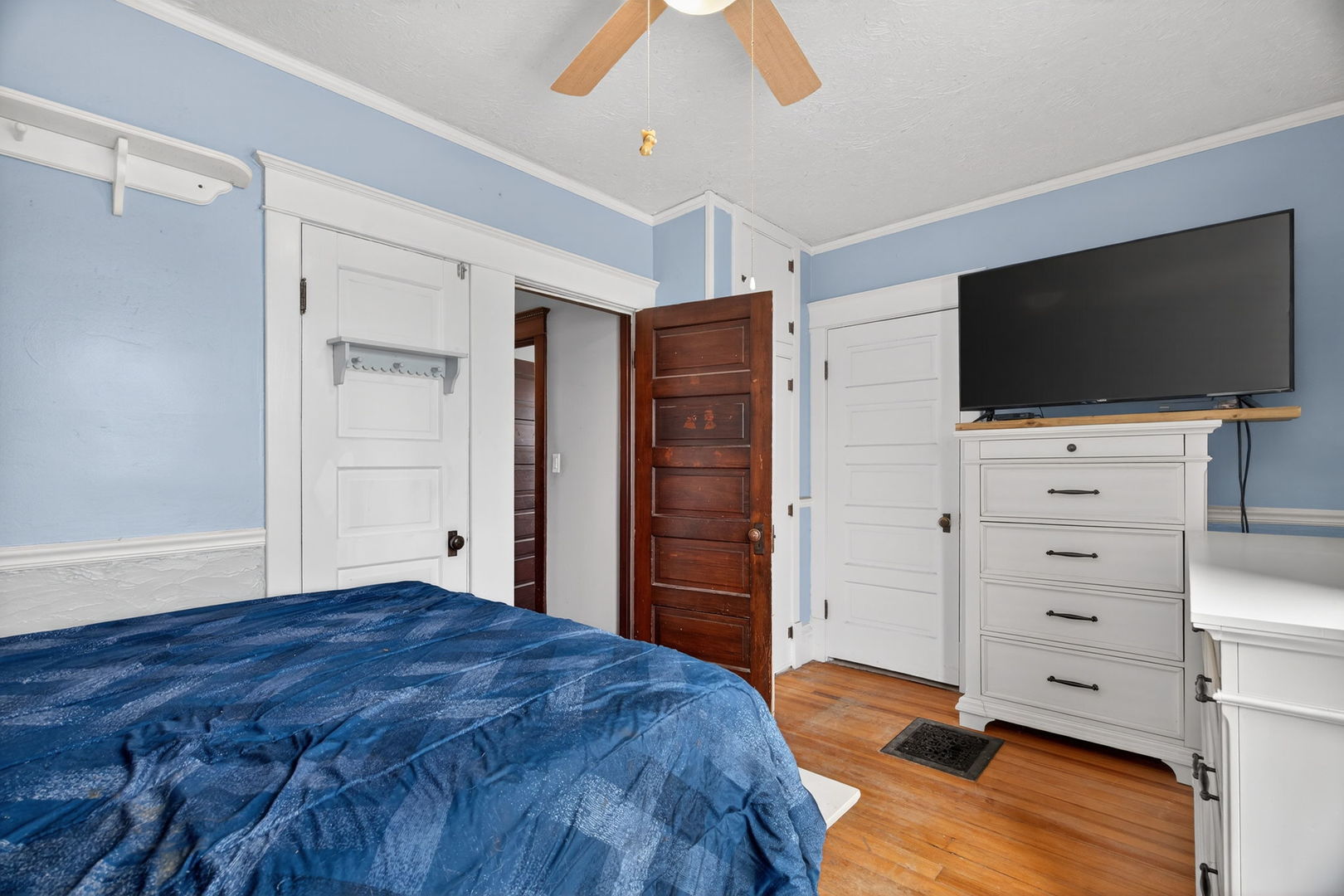 212 N Pine Street, Momence, IL 60954