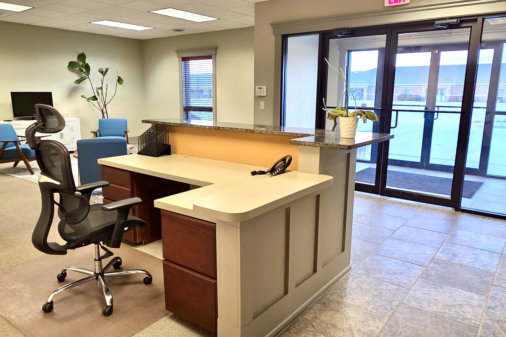 1713 Tullamore Avenue, Bloomington, IL 61704