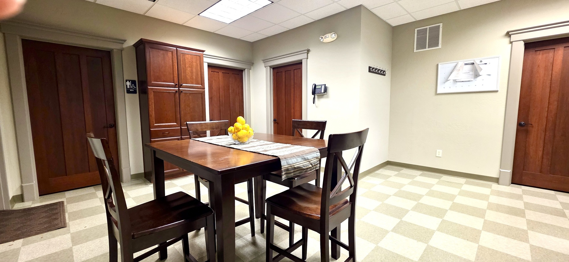 1713 Tullamore Avenue, Bloomington, IL 61704