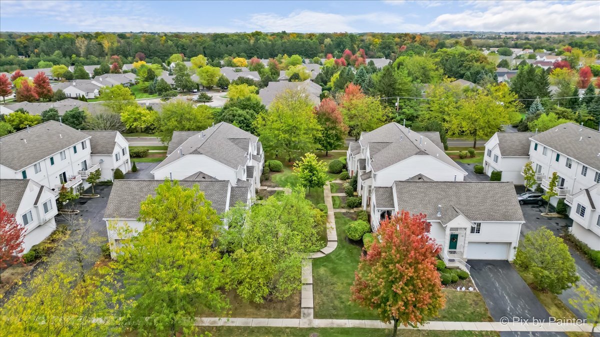 659 S Rosehall Lane, Round Lake, IL 60073