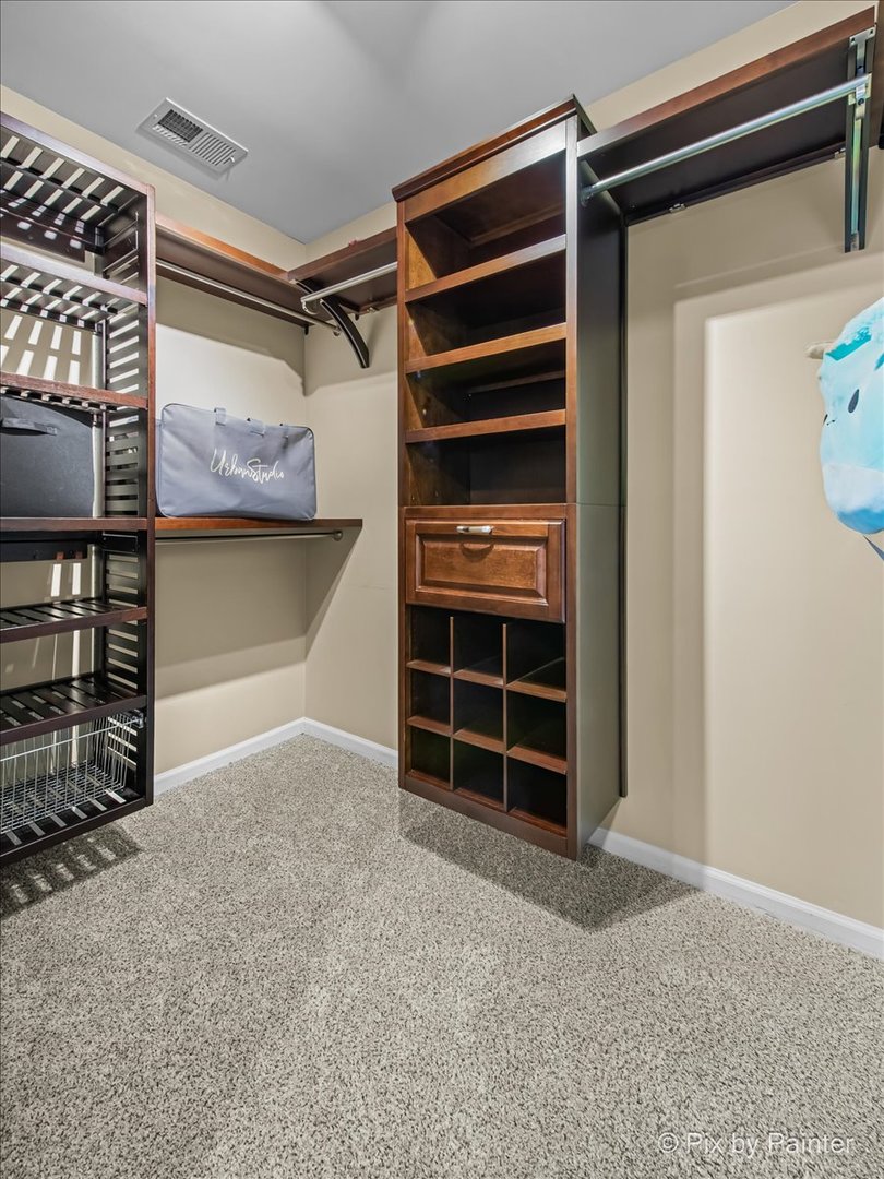 659 S Rosehall Lane, Round Lake, IL 60073