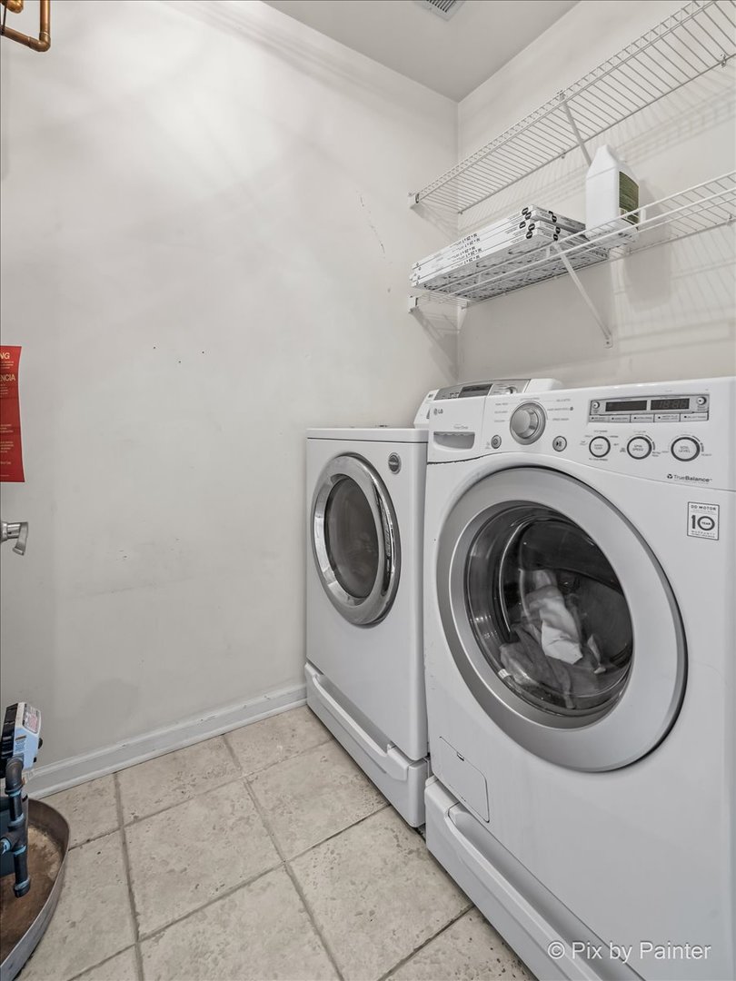 659 S Rosehall Lane, Round Lake, IL 60073