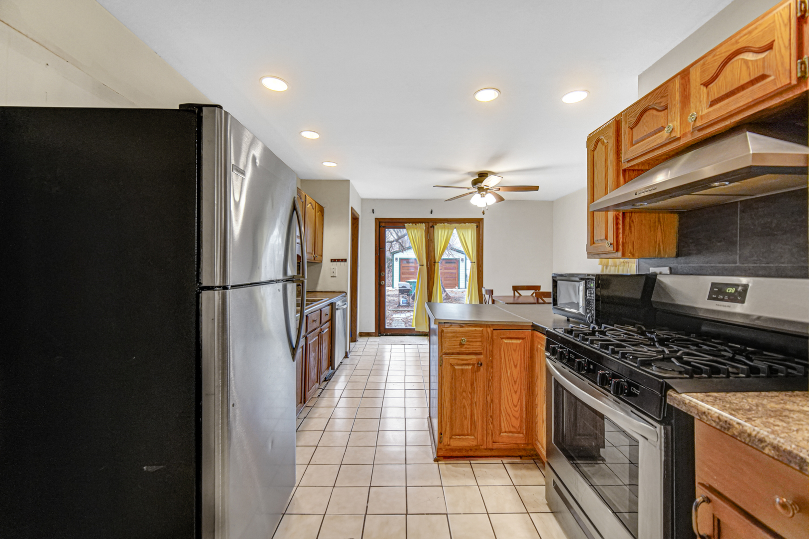 1112 S Jefferson Street, Lockport, IL 60441