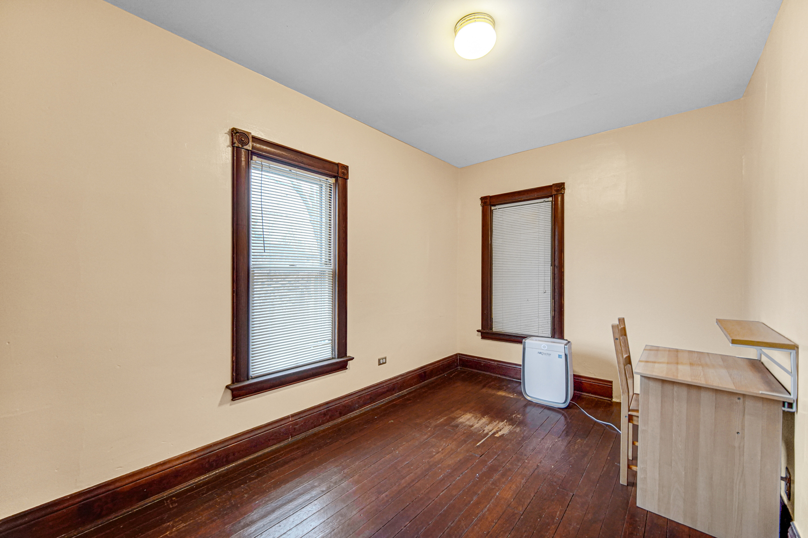 1112 S Jefferson Street, Lockport, IL 60441