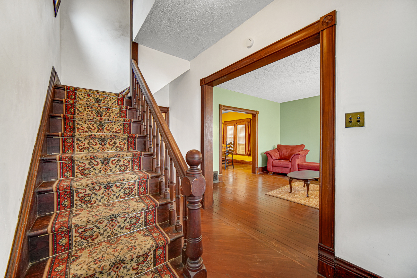 1112 S Jefferson Street, Lockport, IL 60441