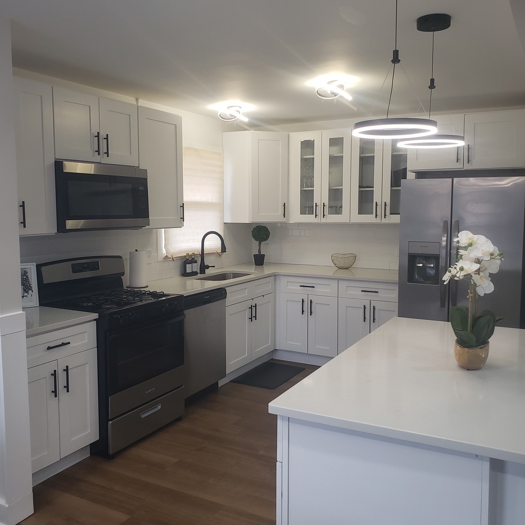 15206 Blackstone Avenue, Dolton, IL 60419