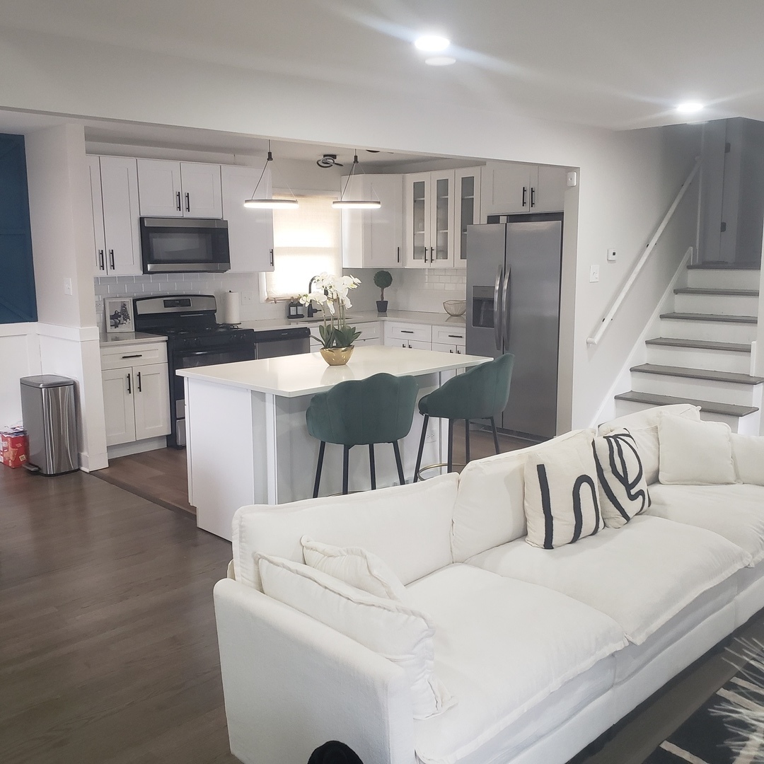 15206 Blackstone Avenue, Dolton, IL 60419