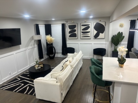 15206 Blackstone Avenue, Dolton, IL 60419