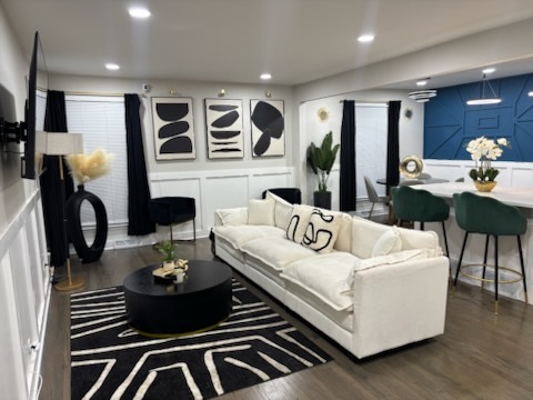 15206 Blackstone Avenue, Dolton, IL 60419