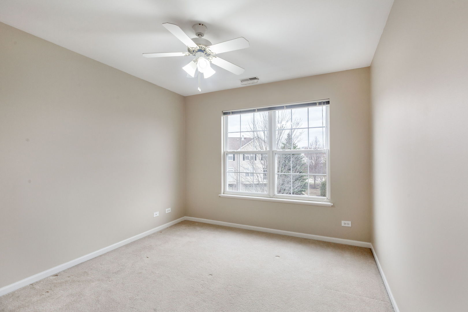 787 Thornbury Court, Bartlett, IL 60103