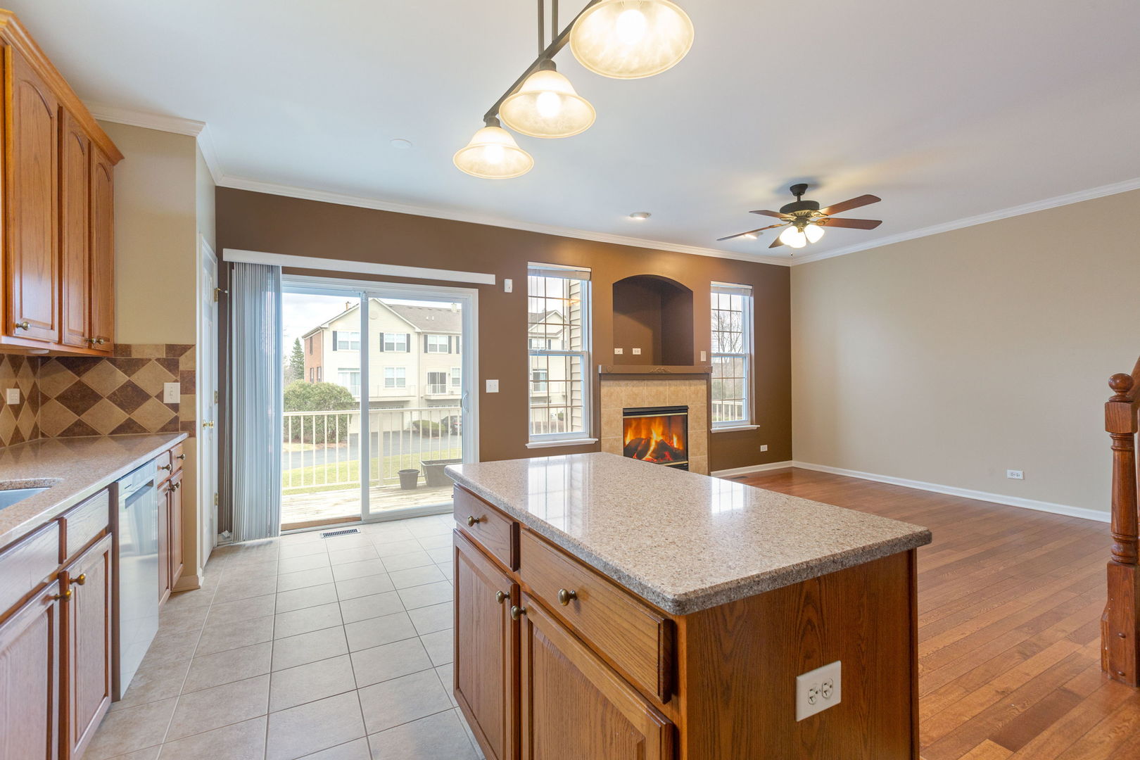 787 Thornbury Court, Bartlett, IL 60103