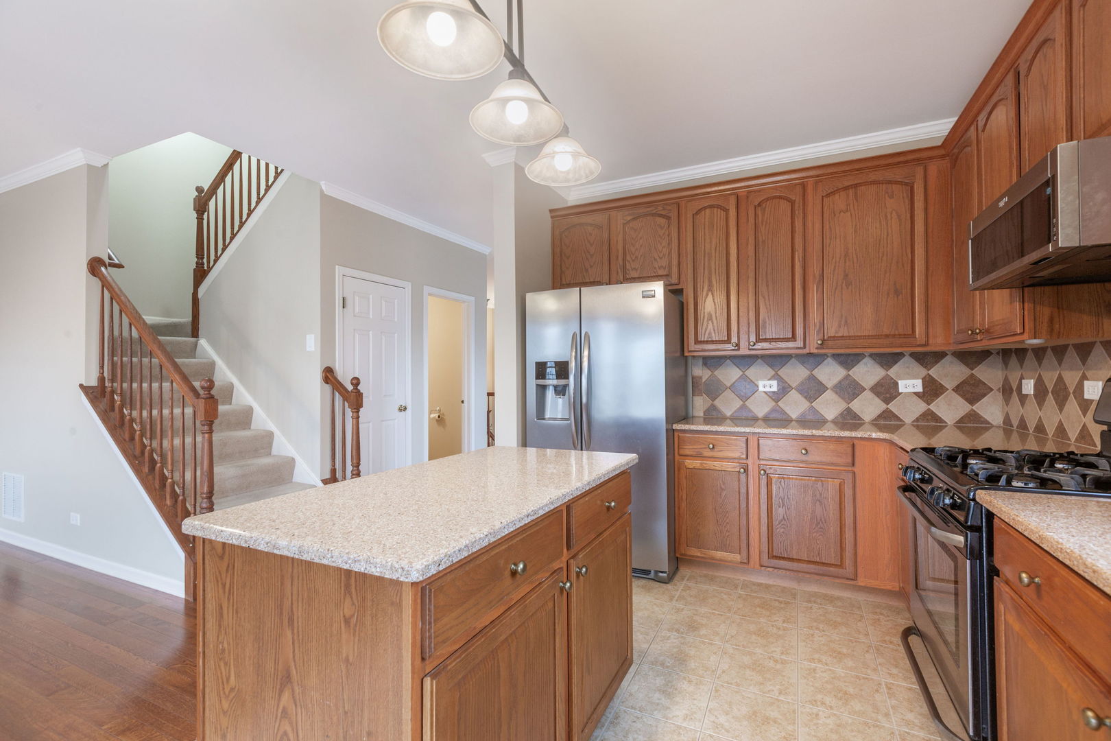 787 Thornbury Court, Bartlett, IL 60103