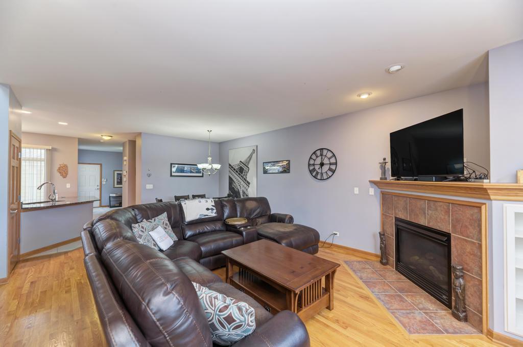 1846 Keystone Place, Schaumburg, IL 60193