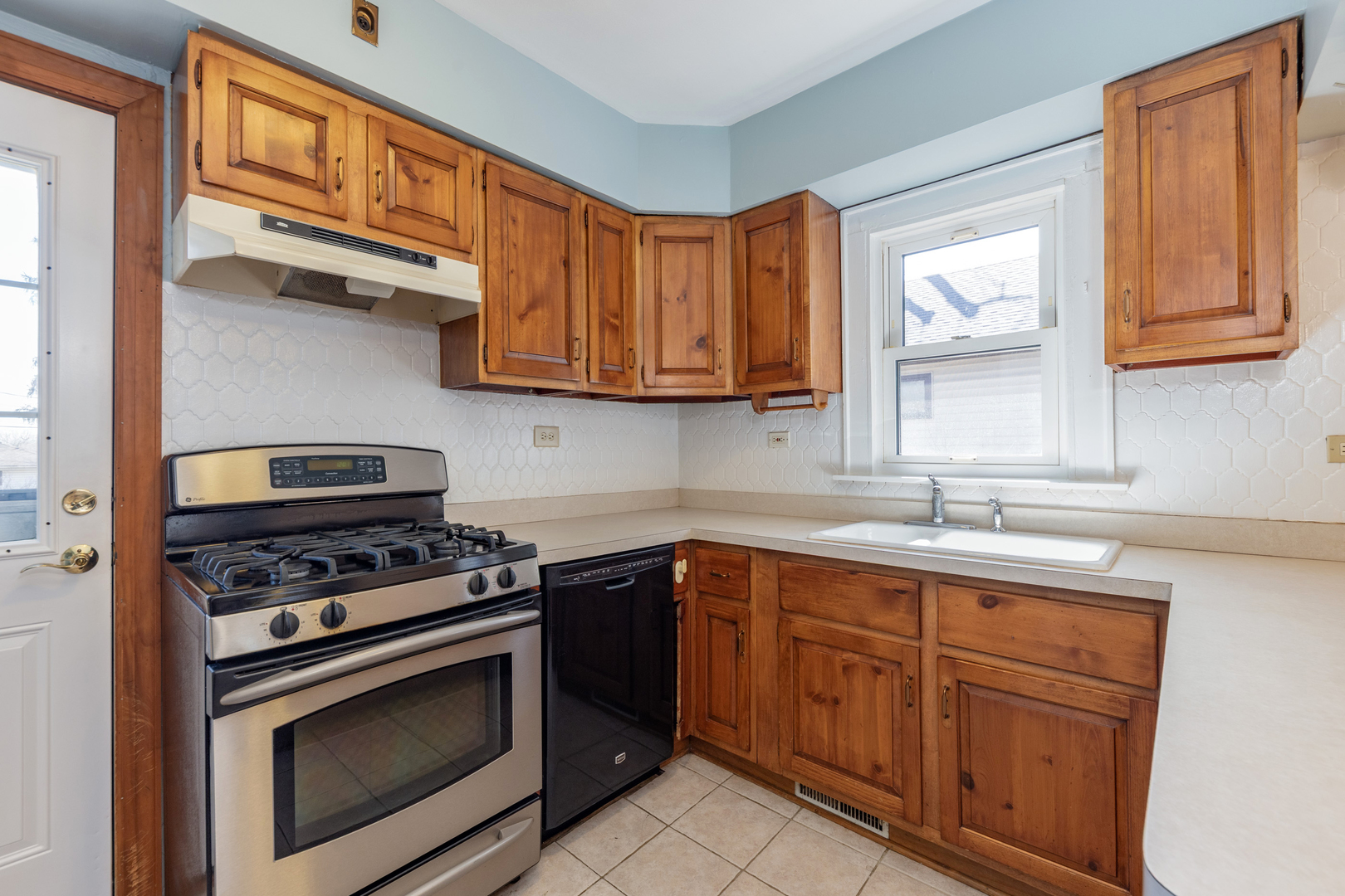 Villa Park, IL 60181