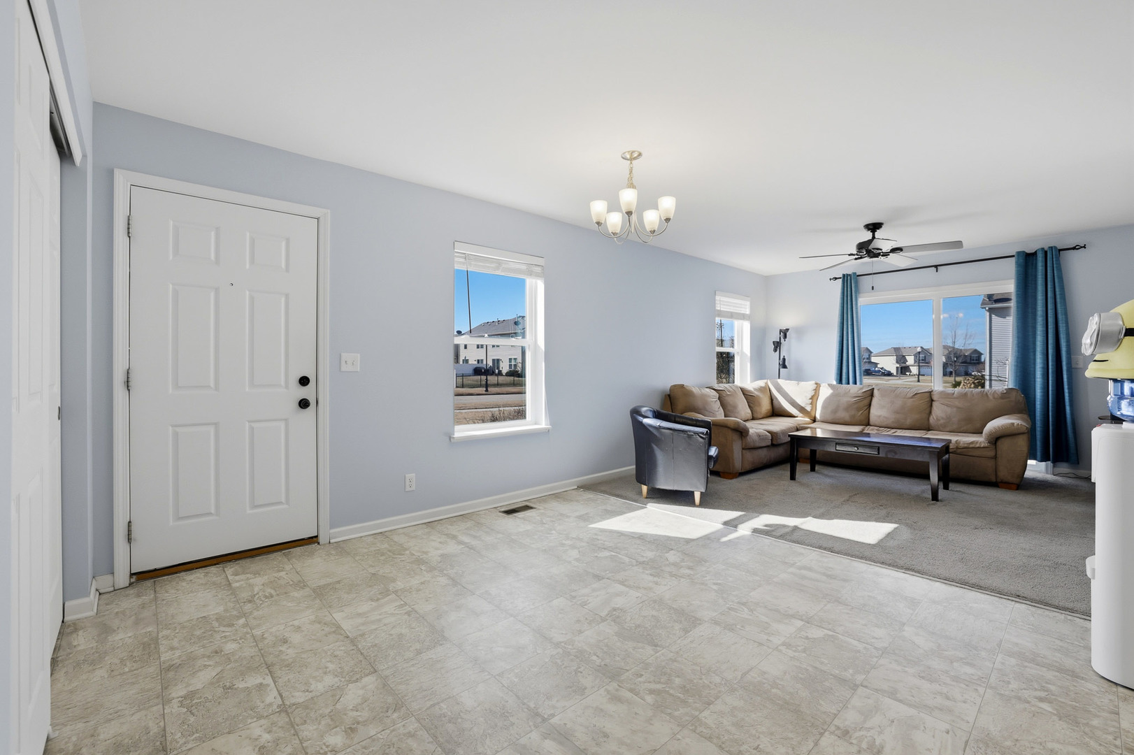 656 Vine Street, Hampshire, IL 60140