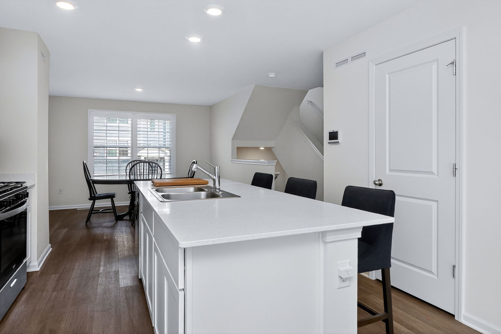 1007 Briar Glen Court, Hampshire, IL 60140