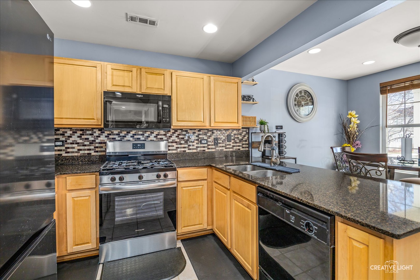 117 Presidential Boulevard, Oswego, IL 60543