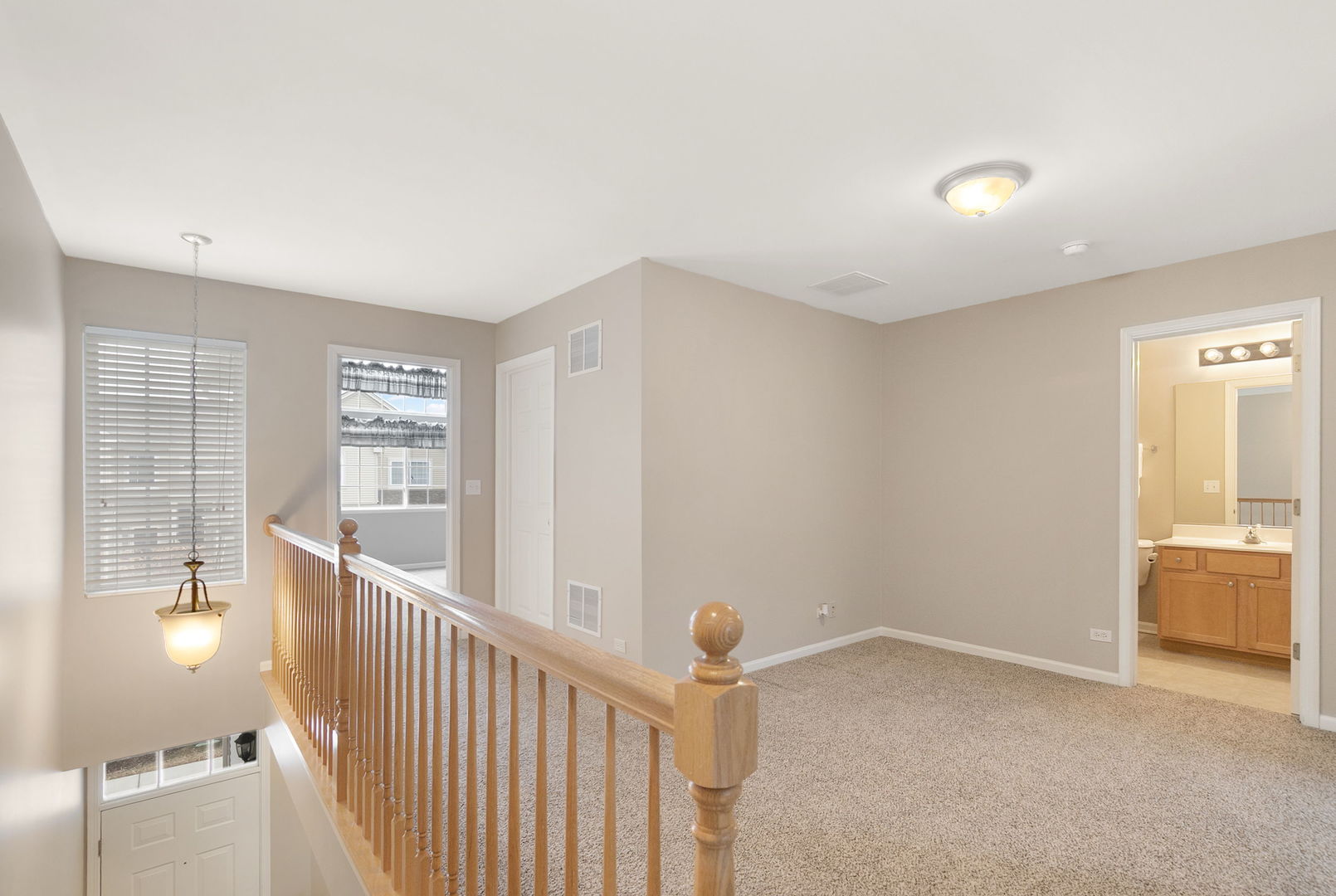 341 Patriot Drive, Hainesville, IL 60030