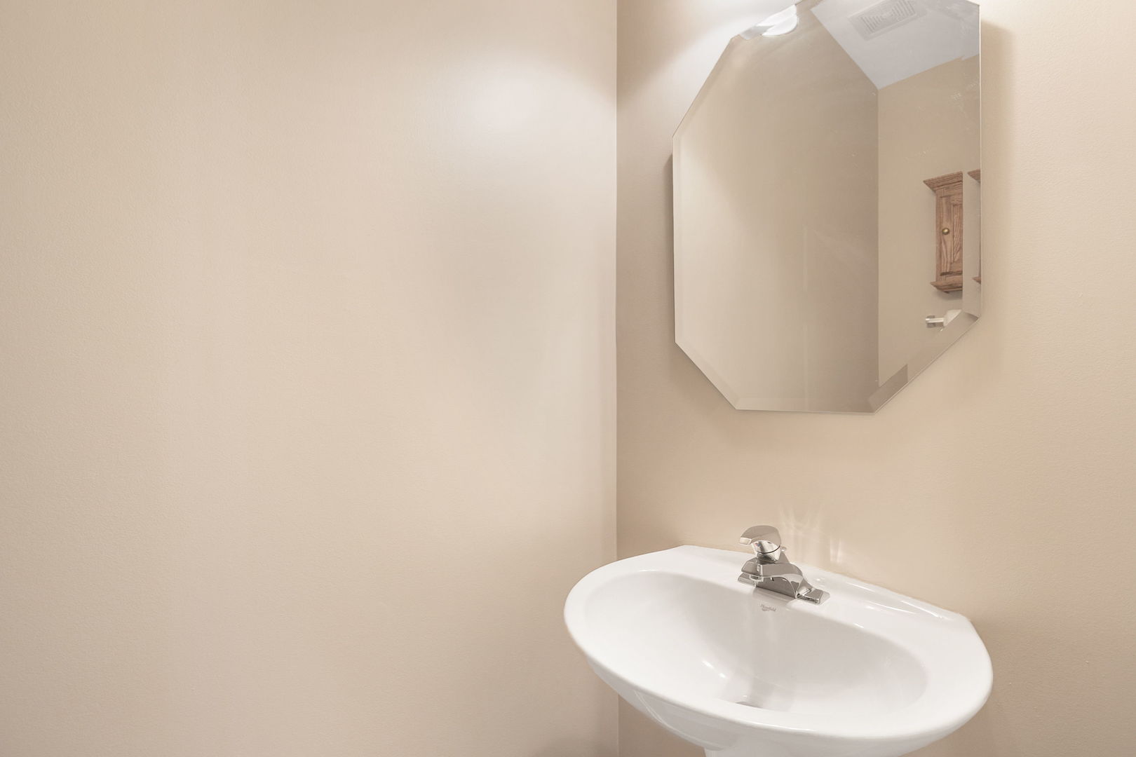 341 Patriot Drive, Hainesville, IL 60030