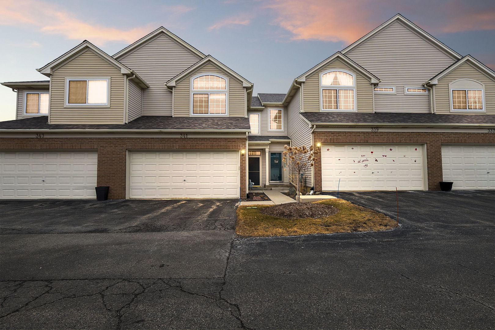 341 Patriot Drive, Hainesville, IL 60030