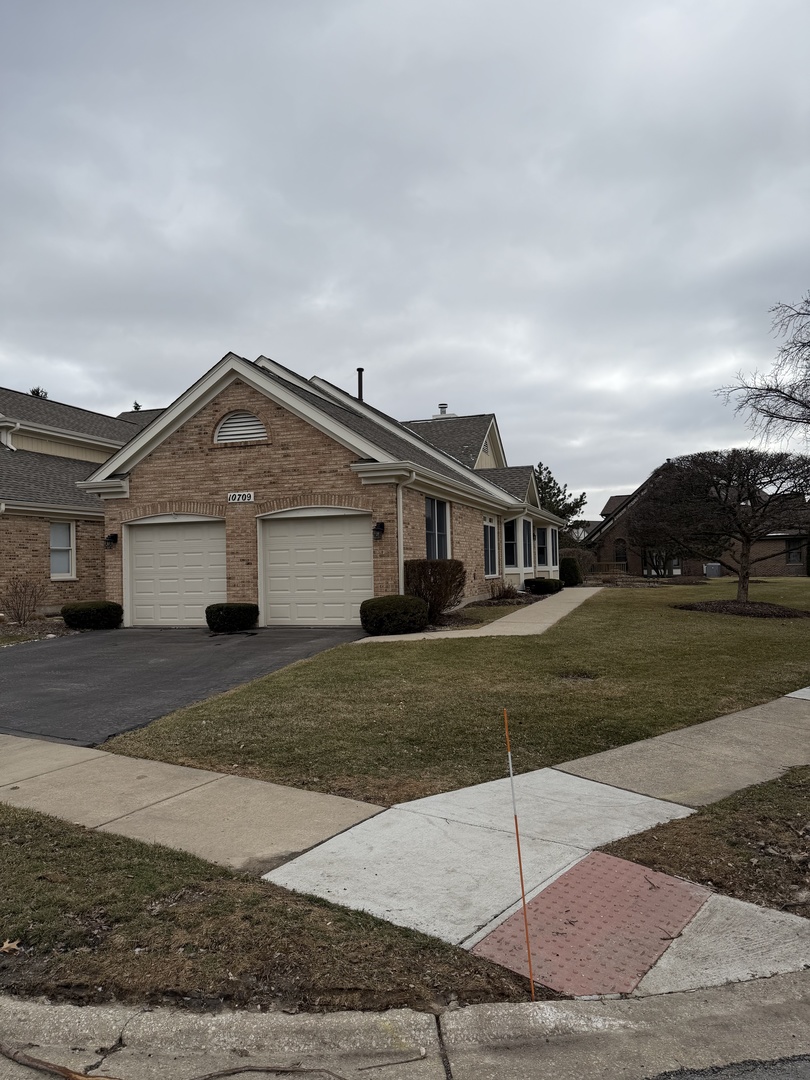 10709 Hollow Tree Road, Orland Park, IL 60462