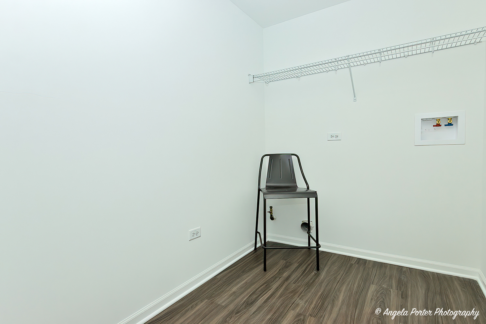 402 Neubauer Circle, Lindenhurst, IL 60046