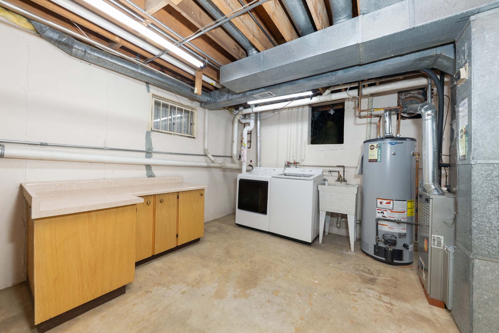 2010 Carriage Hill Road, Lisle, IL 60532