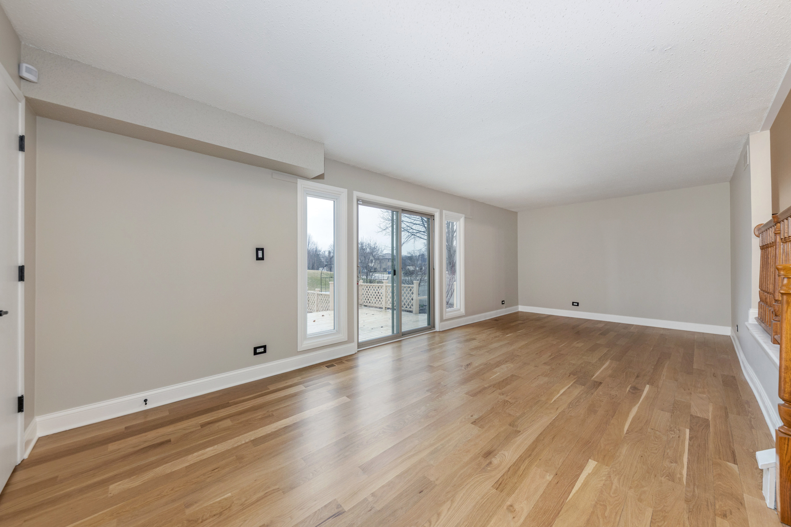 2010 Carriage Hill Road, Lisle, IL 60532