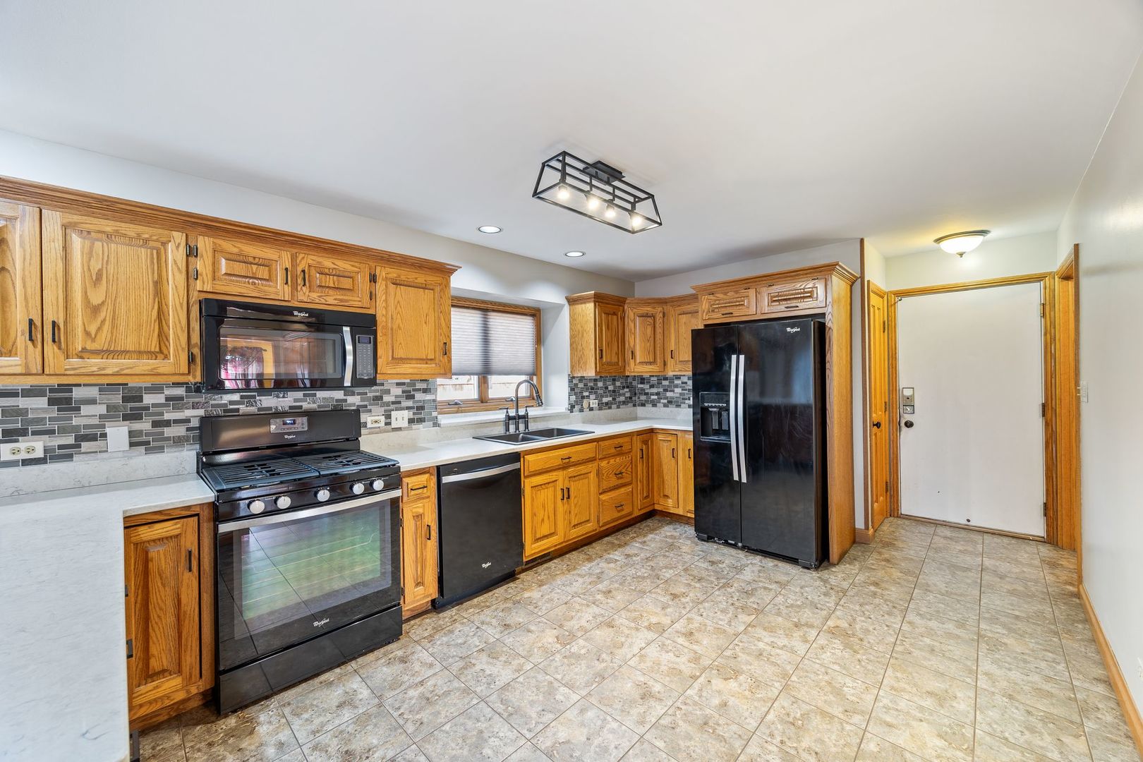 28W760 Du Page Street, West Chicago, IL 60185