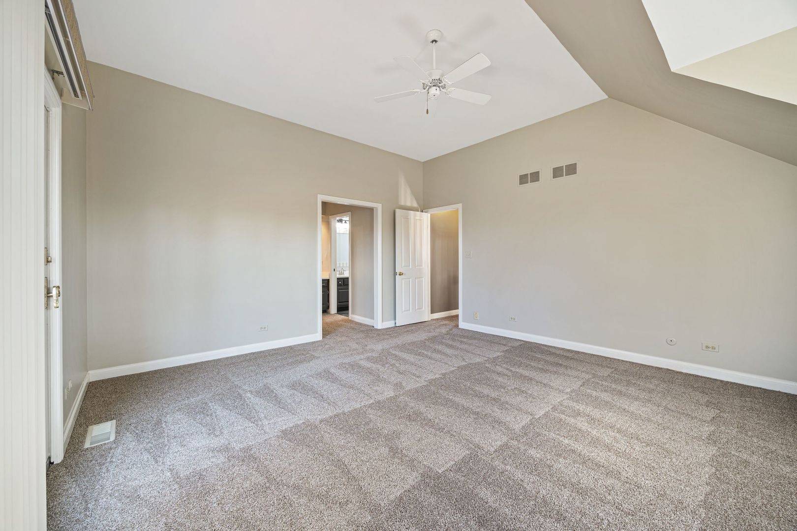 28W760 Du Page Street, West Chicago, IL 60185