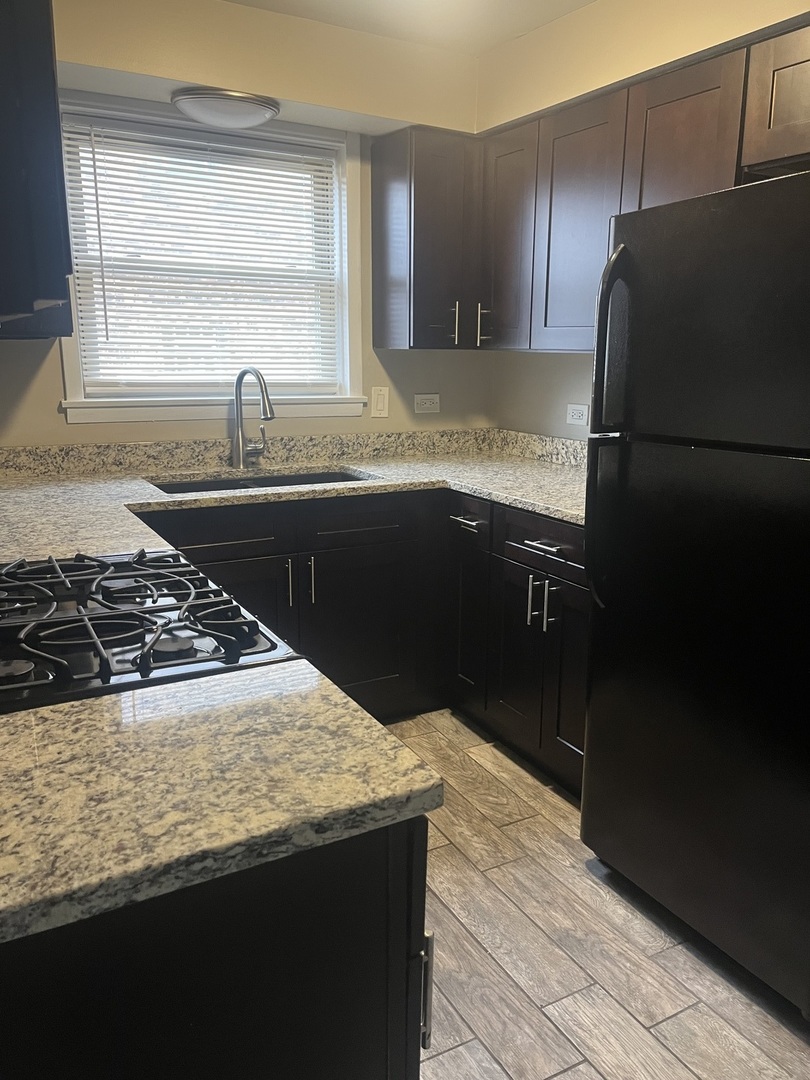 8139 W 83rd Place #1E, Justice, IL 60458