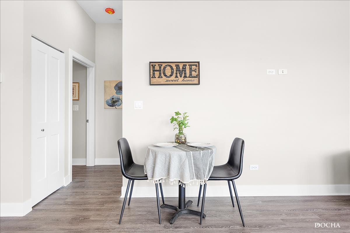 1101 Ritter Street #303, North Aurora, IL 60542