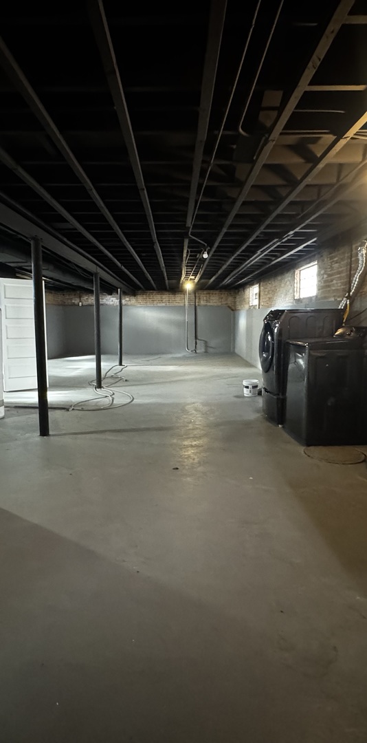 11251 S Peoria Street, Chicago, IL 60643